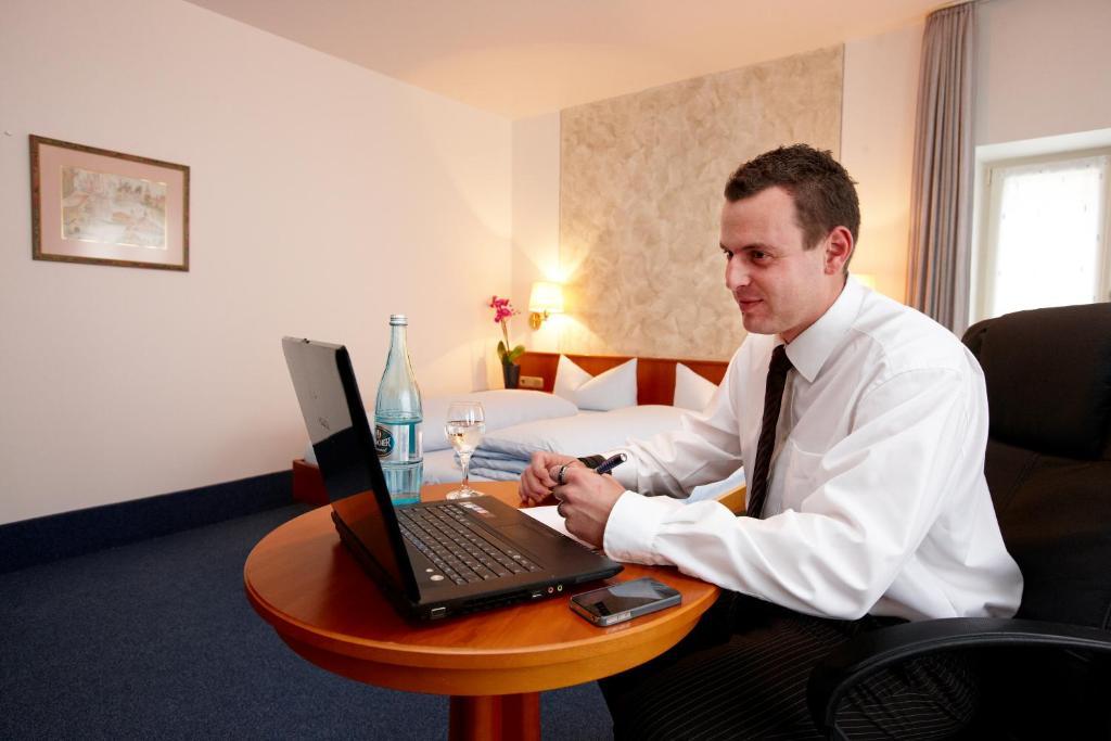 Hotel Am Markt Greding Pokój zdjęcie